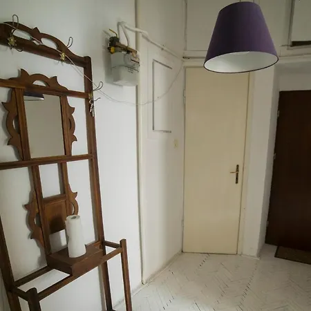 Koro De Varsovio - Chmielna 6 Apartment Warsaw
